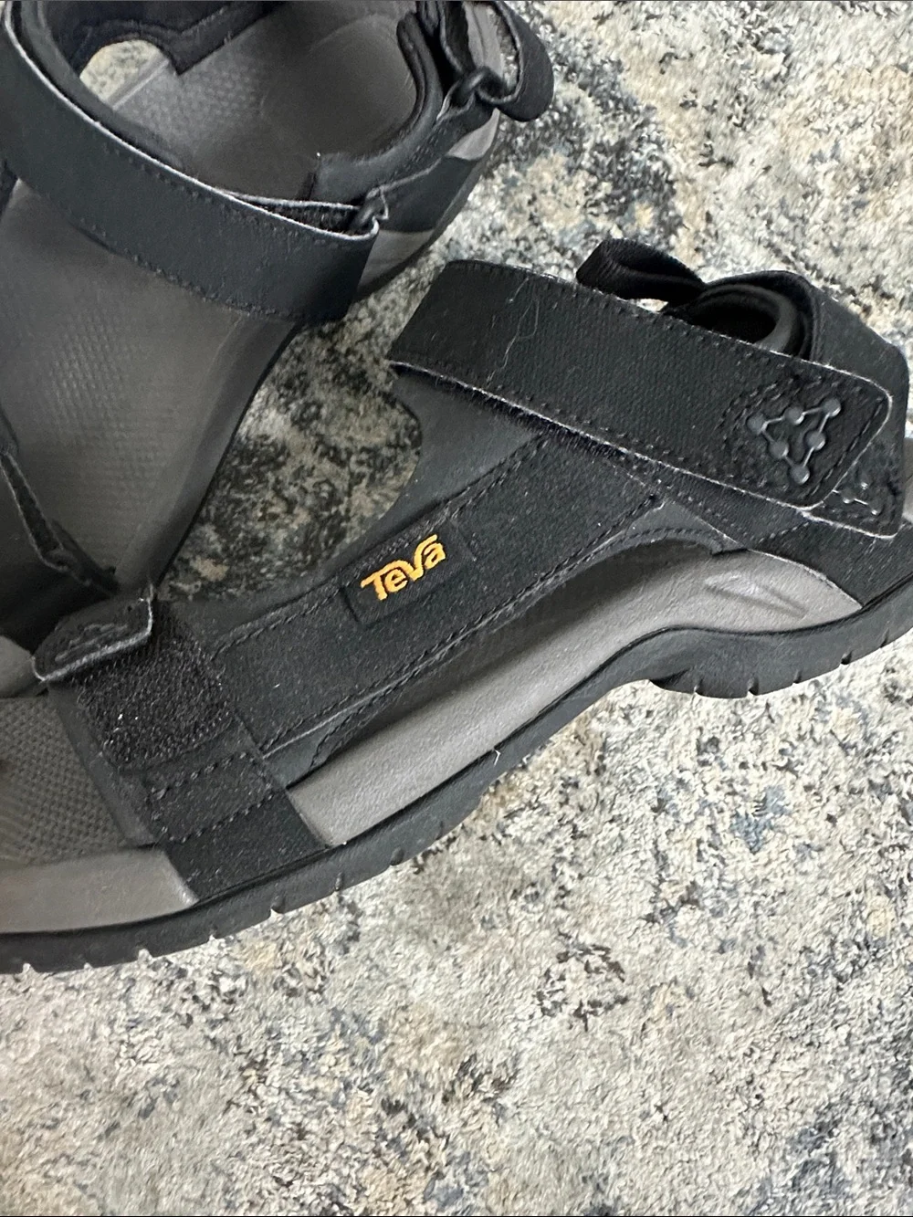 Teva Black and Gray Adjustable Strap Sandals Men 9